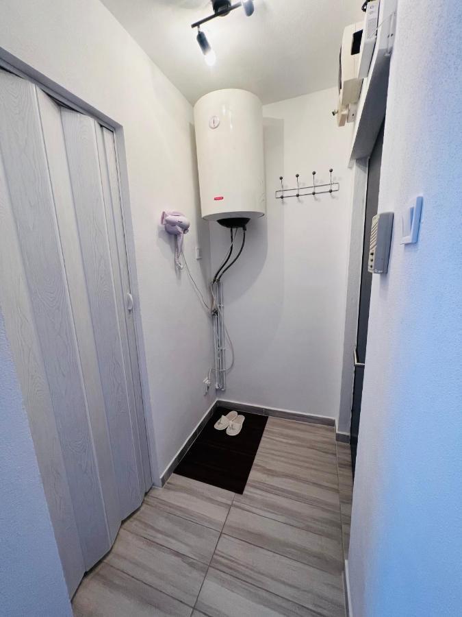 Miha Modern And Central Apartament Arad Dış mekan fotoğraf
